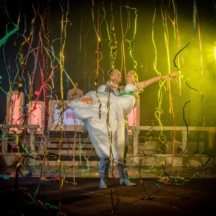 Confetti en Streamers Bruiloft DJ extra's